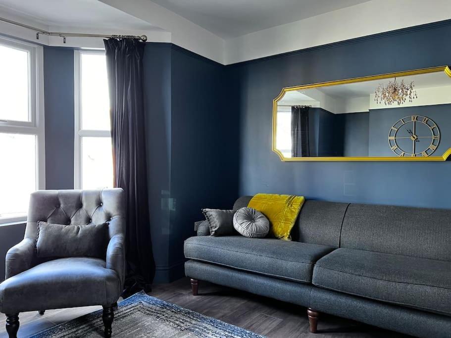 No 11, Fishguard, Ideal For Beach, Coastal Path And Town! Esterno foto