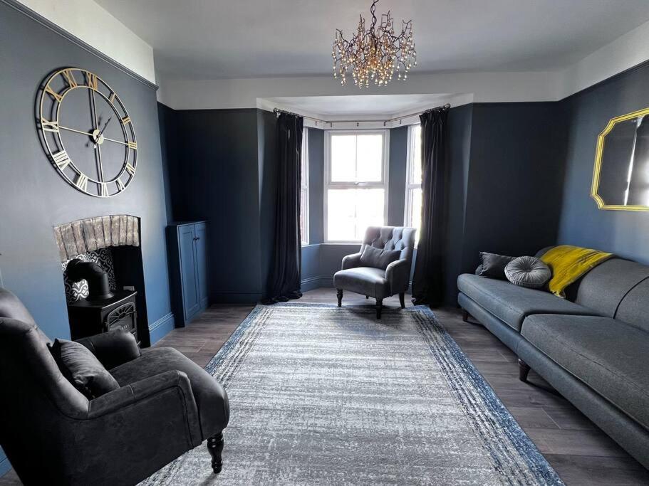 No 11, Fishguard, Ideal For Beach, Coastal Path And Town! Esterno foto