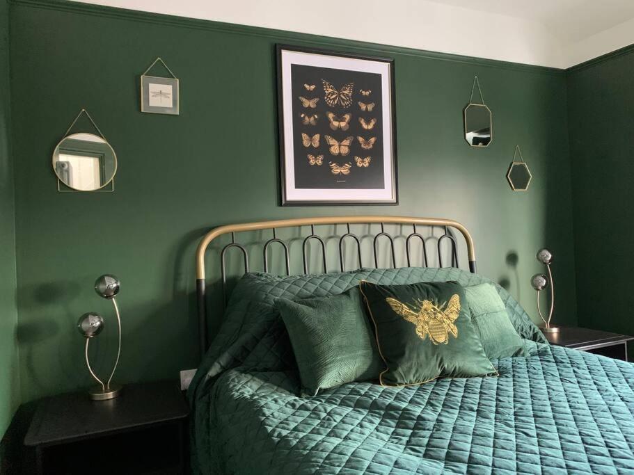 No 11, Fishguard, Ideal For Beach, Coastal Path And Town! Esterno foto