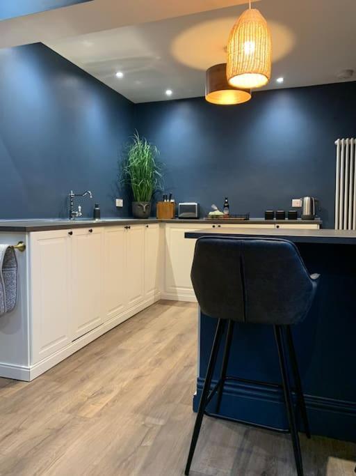 No 11, Fishguard, Ideal For Beach, Coastal Path And Town! Esterno foto