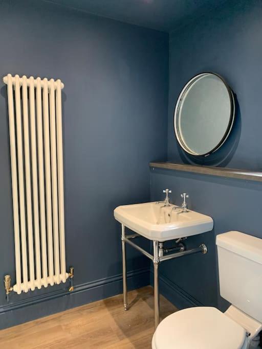 No 11, Fishguard, Ideal For Beach, Coastal Path And Town! Esterno foto